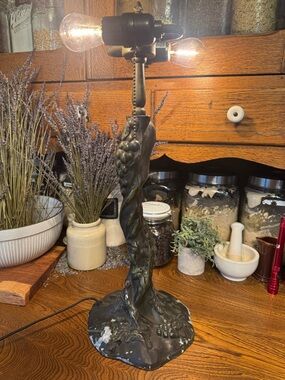 Vintage Grape Vine Table Lamp Victorian vibe for Stained Glass Shades